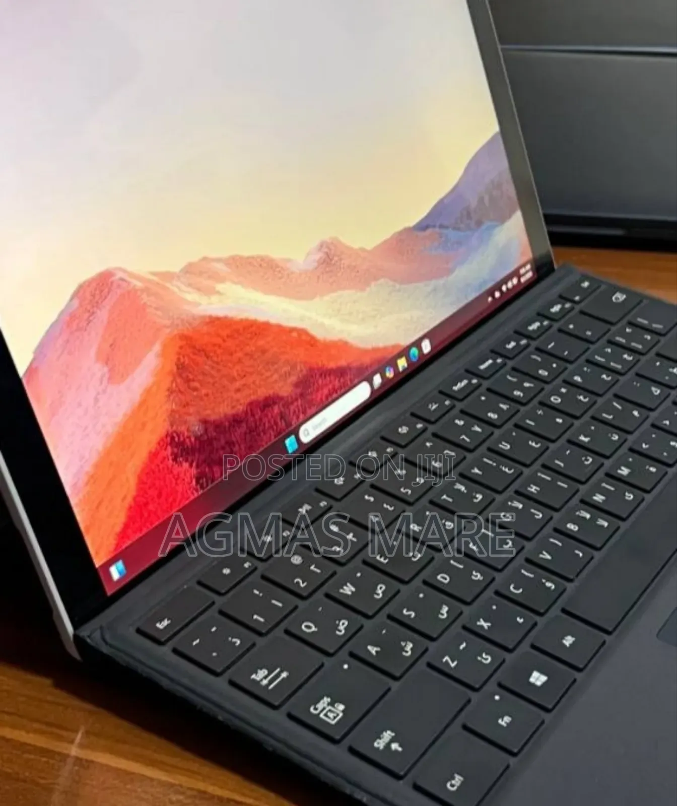 New Laptop Microsoft Surface Pro 7 8GB Intel Core i5 SSD 128GB