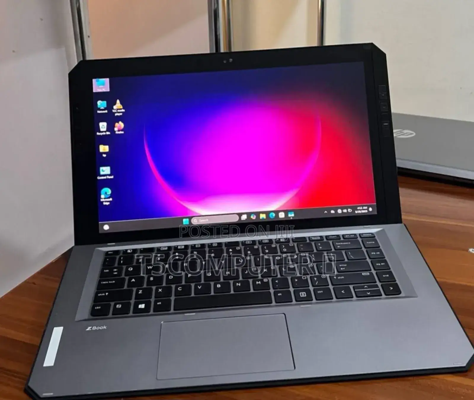 New Laptop HP ZBook 14 32GB Intel Core I7 SSD 512GB