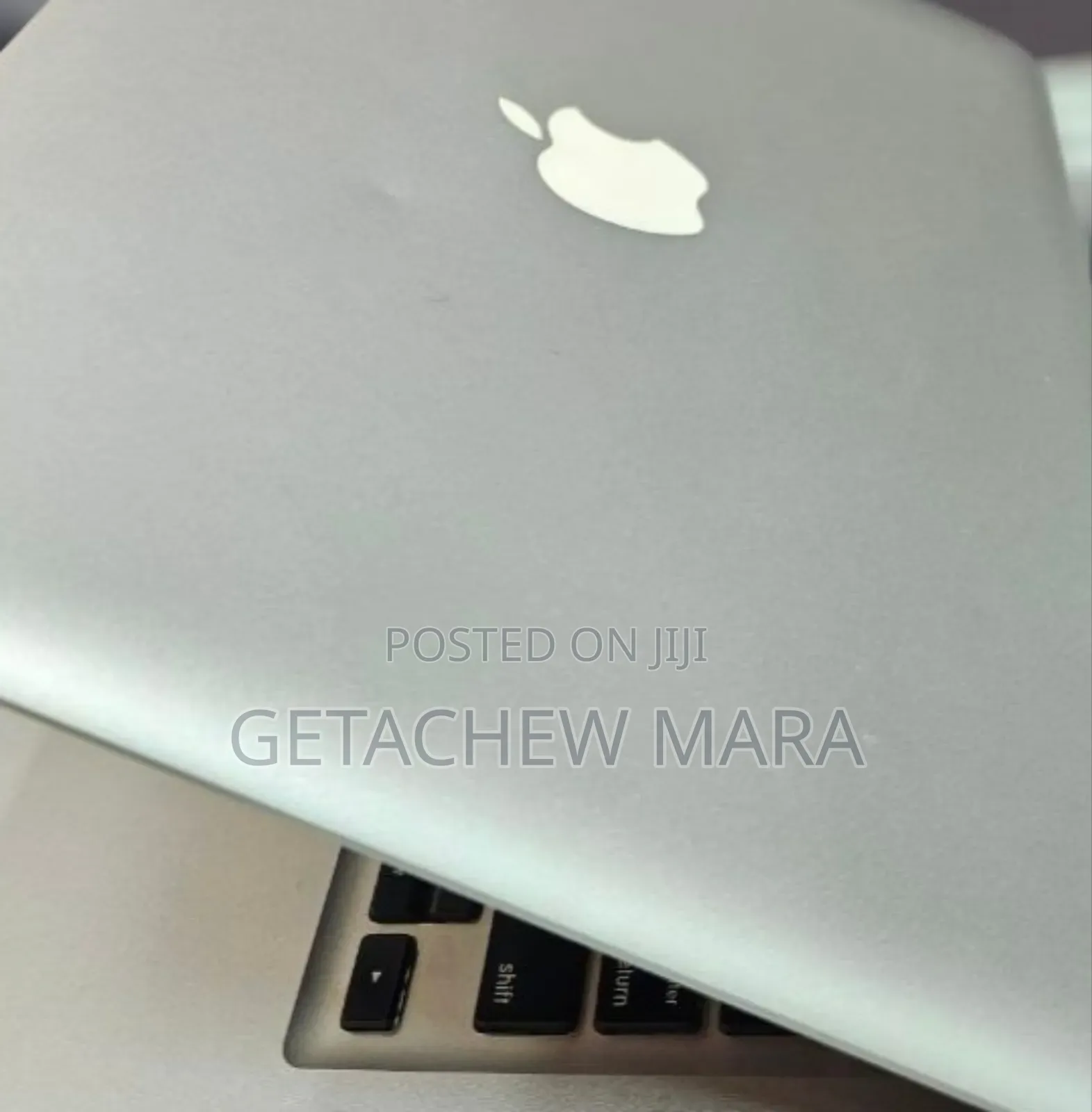 New Laptop Apple MacBook Pro M1 4GB Intel Core I7 SSD 500GB