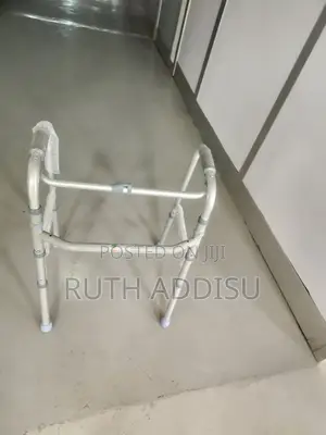 Medical Walker簾你almunium Walker冰會walker豈非safe and Stainless Walker New