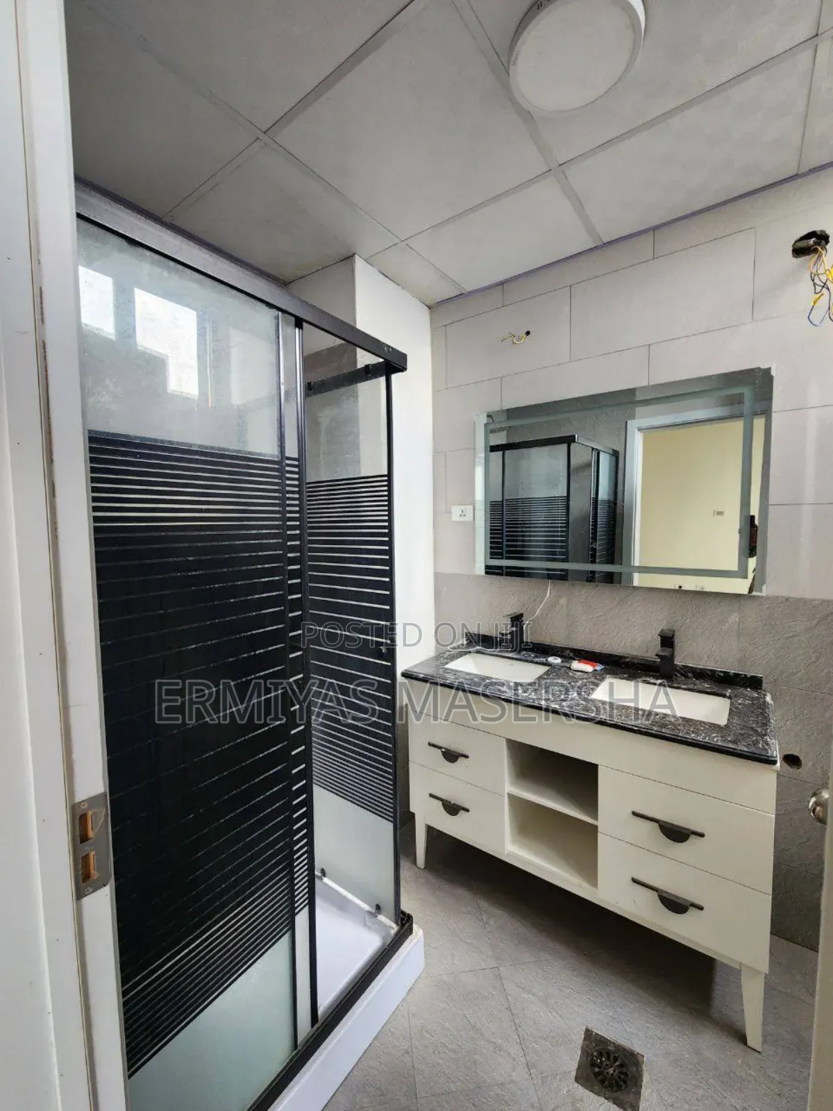 3bdrm Apartment in Lideta for sale