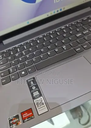 New Laptop Lenovo Ideapad 3 16GB AMD Ryzen 5 SSD 512GB