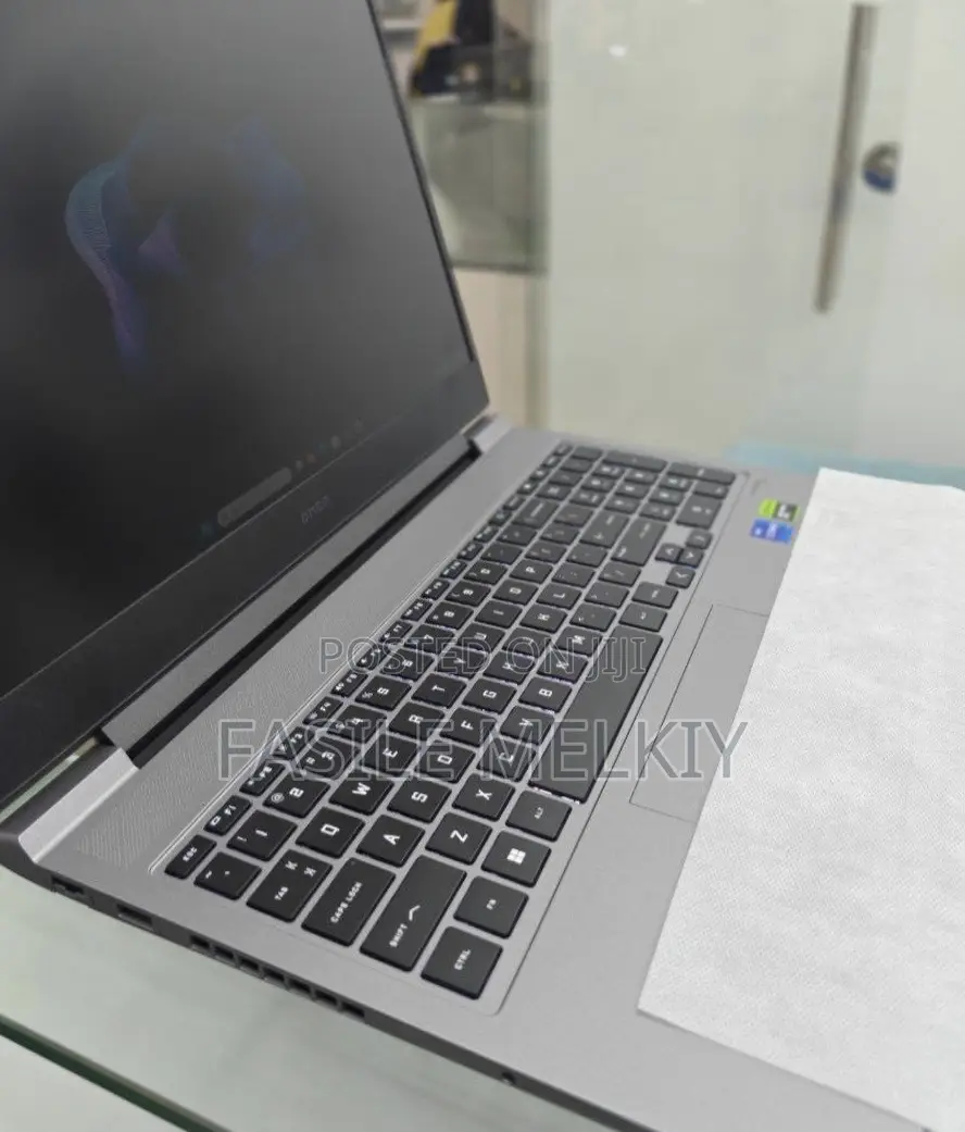 New Laptop HP Omen 15 32GB Intel Core I7 SSD 1T