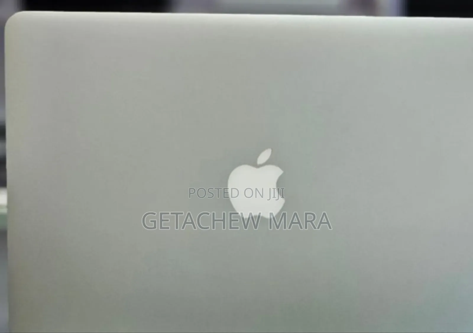 New Laptop Apple MacBook Pro 2017 8GB Intel Core I5 SSD 256GB