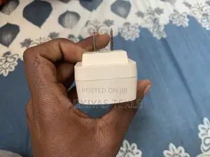 Enercell Ac-to-dc Power Adapter 3-12 Vdc 1000ma