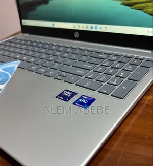 New Laptop 16GB Intel Core Ultra 7 SSD 512GB