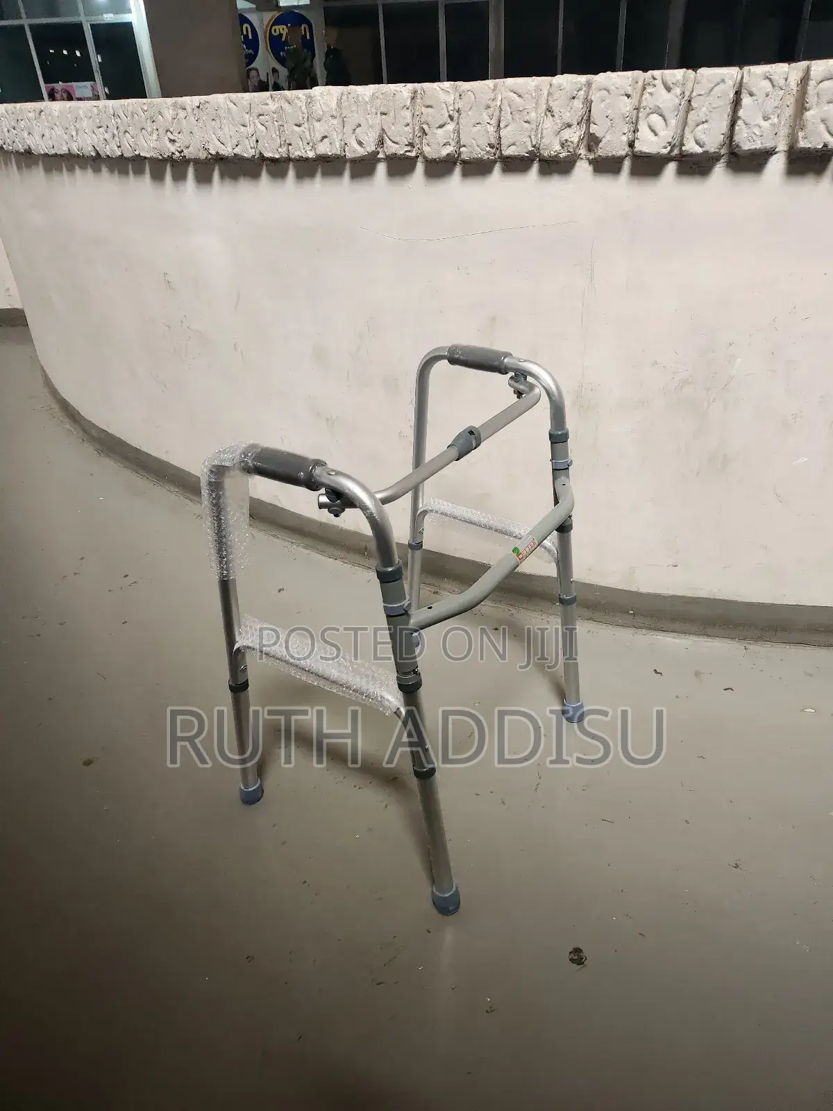 Foldable Walker膩丘medical Walker脯麻walker Almunium炭壓medical Walker New