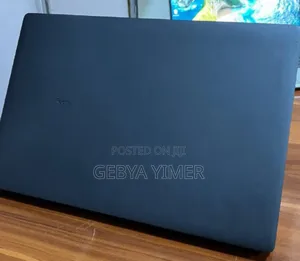 New Laptop Apple MacBook 8GB Intel Core I5 SSD 512GB