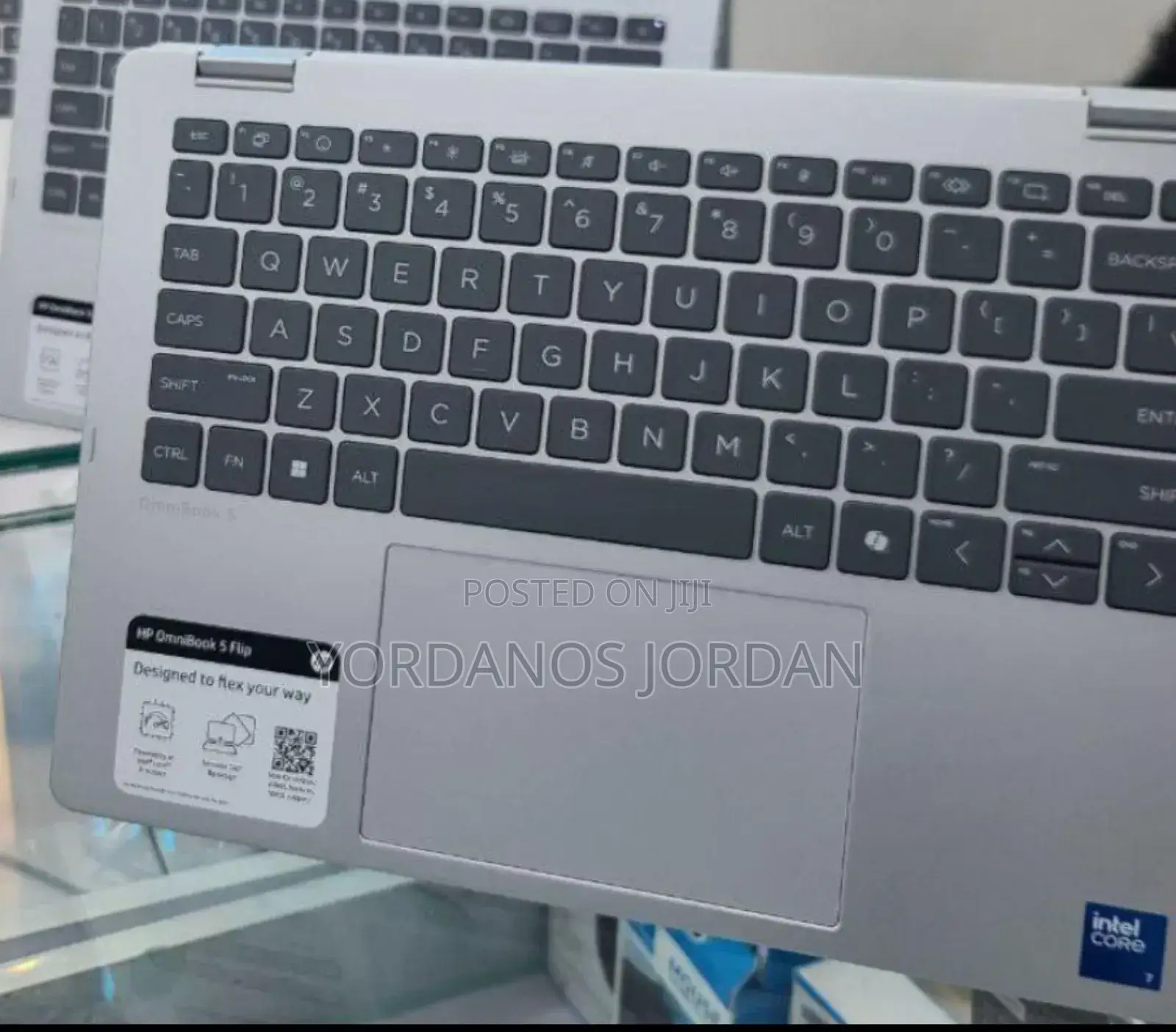 New Laptop HP OmniBook 5 Flip 8GB Intel Core I5 SSD 512GB