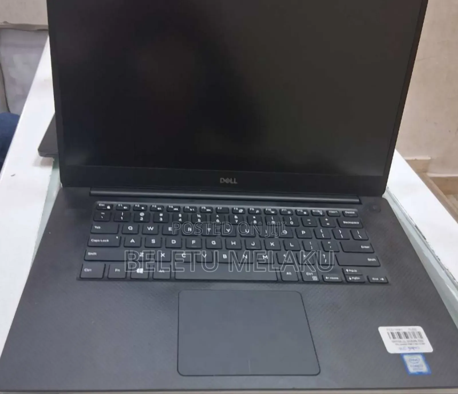 New Laptop Dell Precision 15 3520 16GB Intel Core I7 SSD 512GB