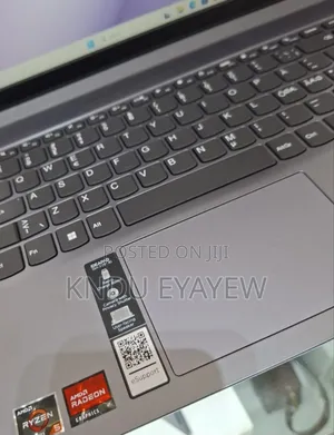 Photo - New Laptop Lenovo Ideapad 3 16GB AMD Ryzen 5 SSD 512GB