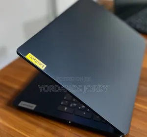 New Laptop Lenovo Ideapad 3 8GB Intel Core I3 SSD 256GB