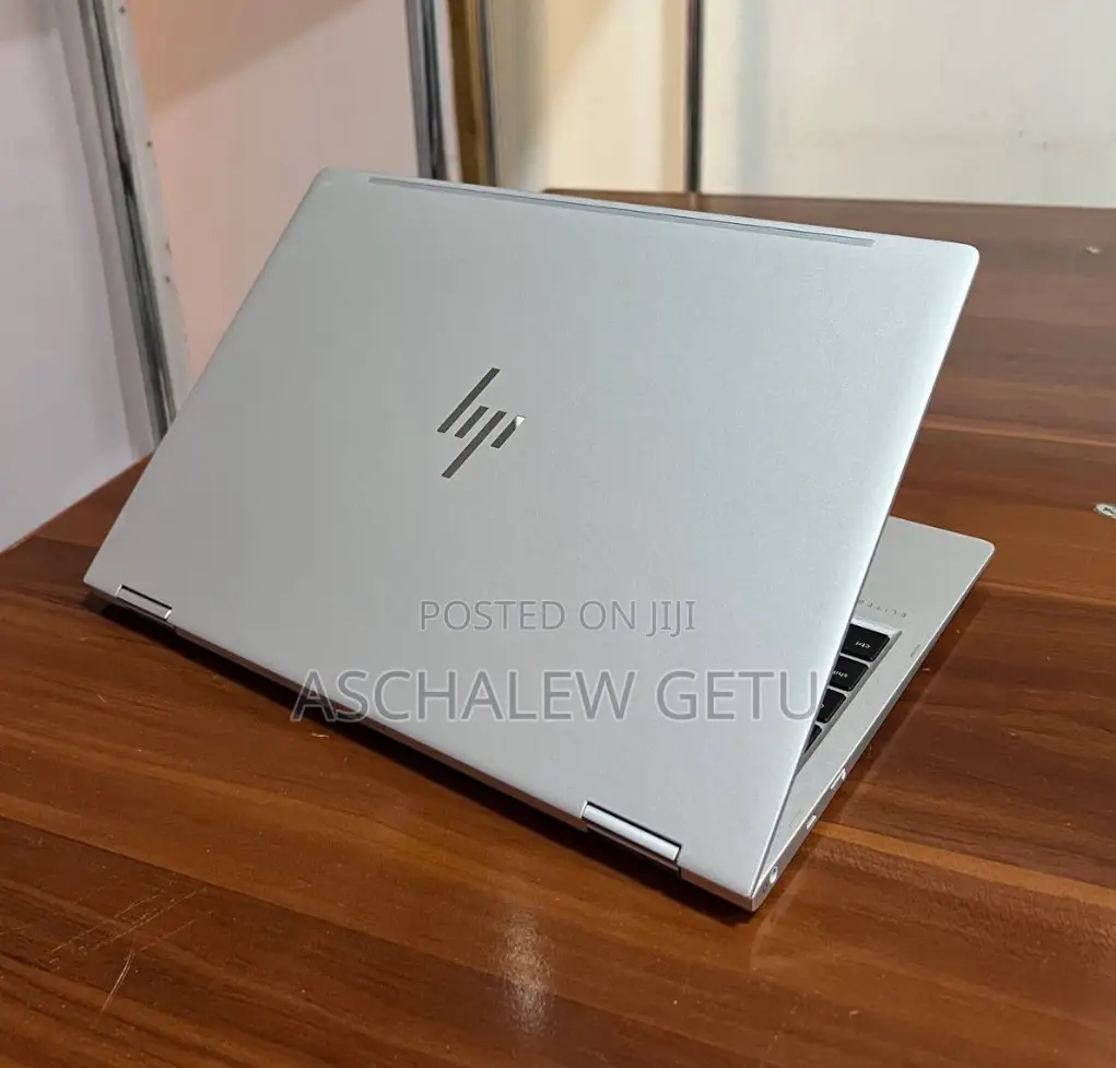 New Laptop HP Spectre 8GB Intel Core I7 SSD 512GB