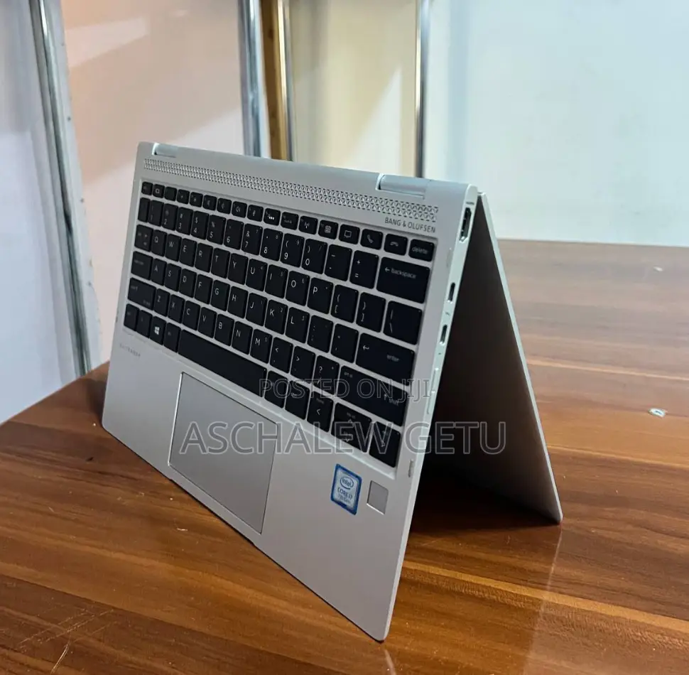 New Laptop HP Spectre 8GB Intel Core I7 SSD 512GB