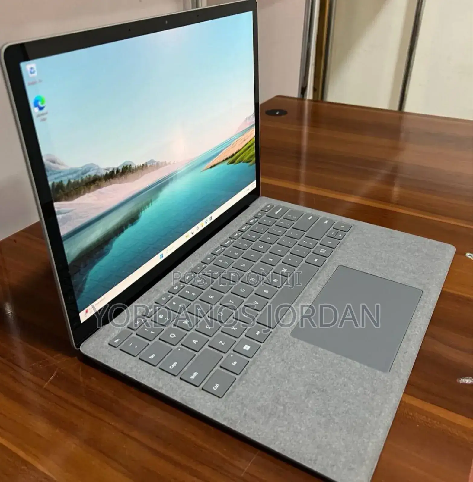 New Laptop Microsoft Surface 16GB Intel Core I7 SSD 512GB