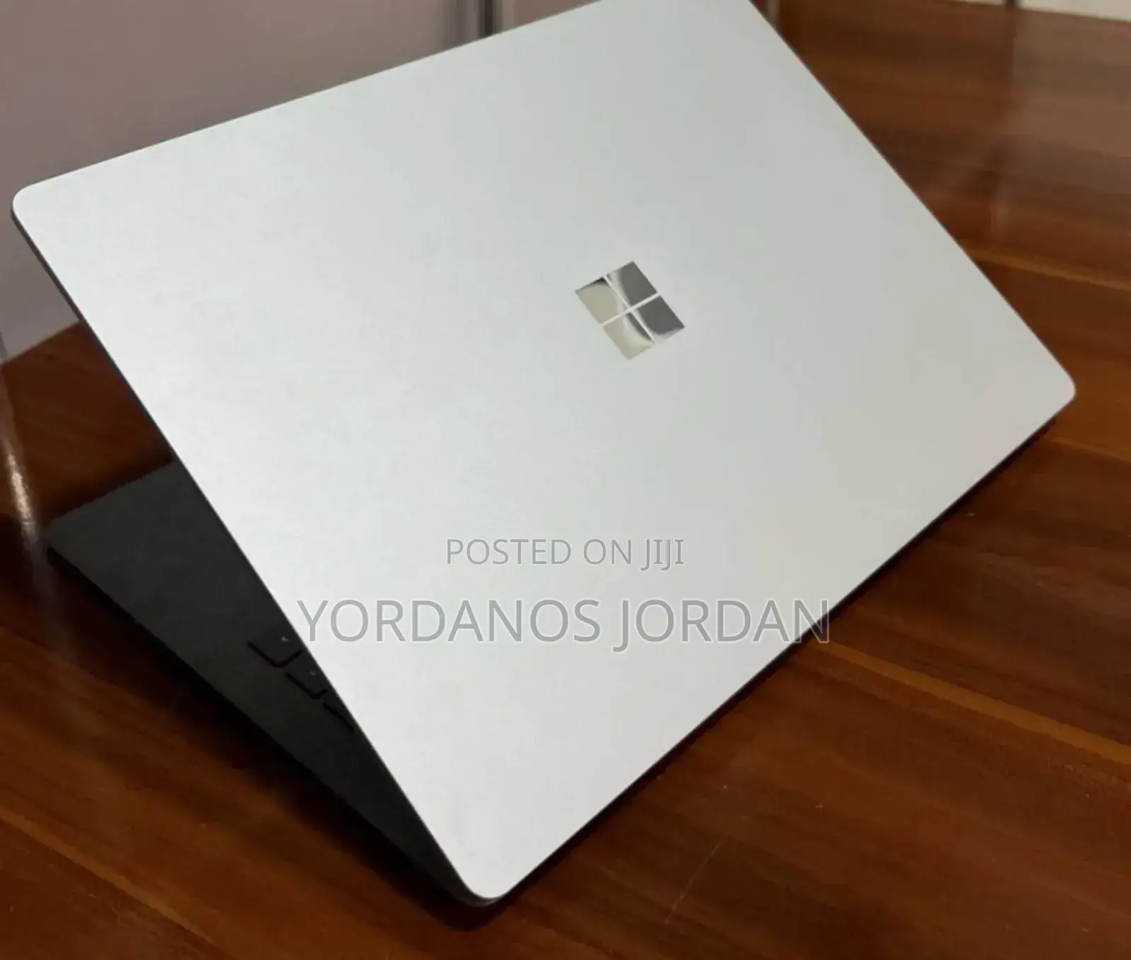 New Laptop Microsoft Surface 16GB Intel Core I7 SSD 512GB