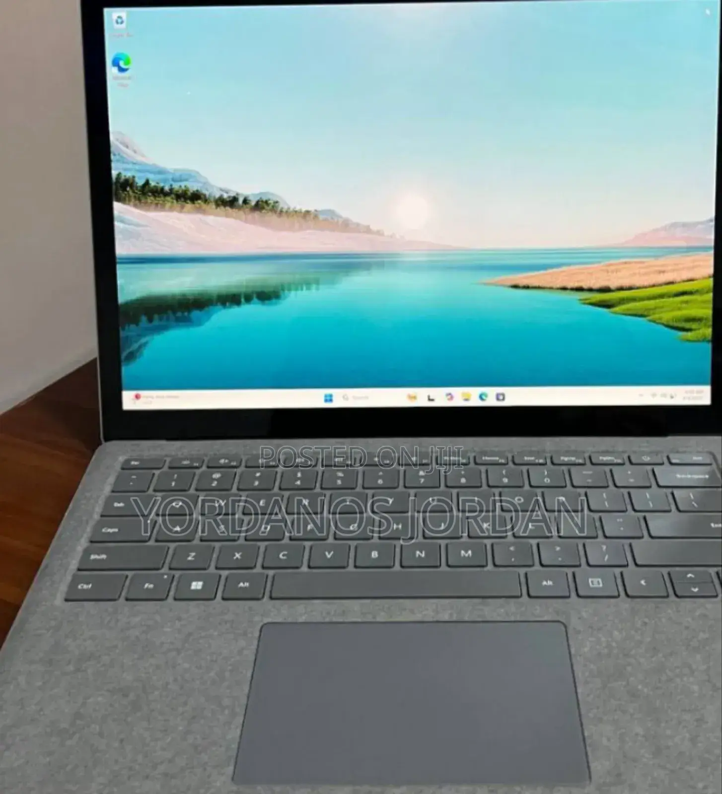 New Laptop Microsoft Surface 16GB Intel Core I7 SSD 512GB