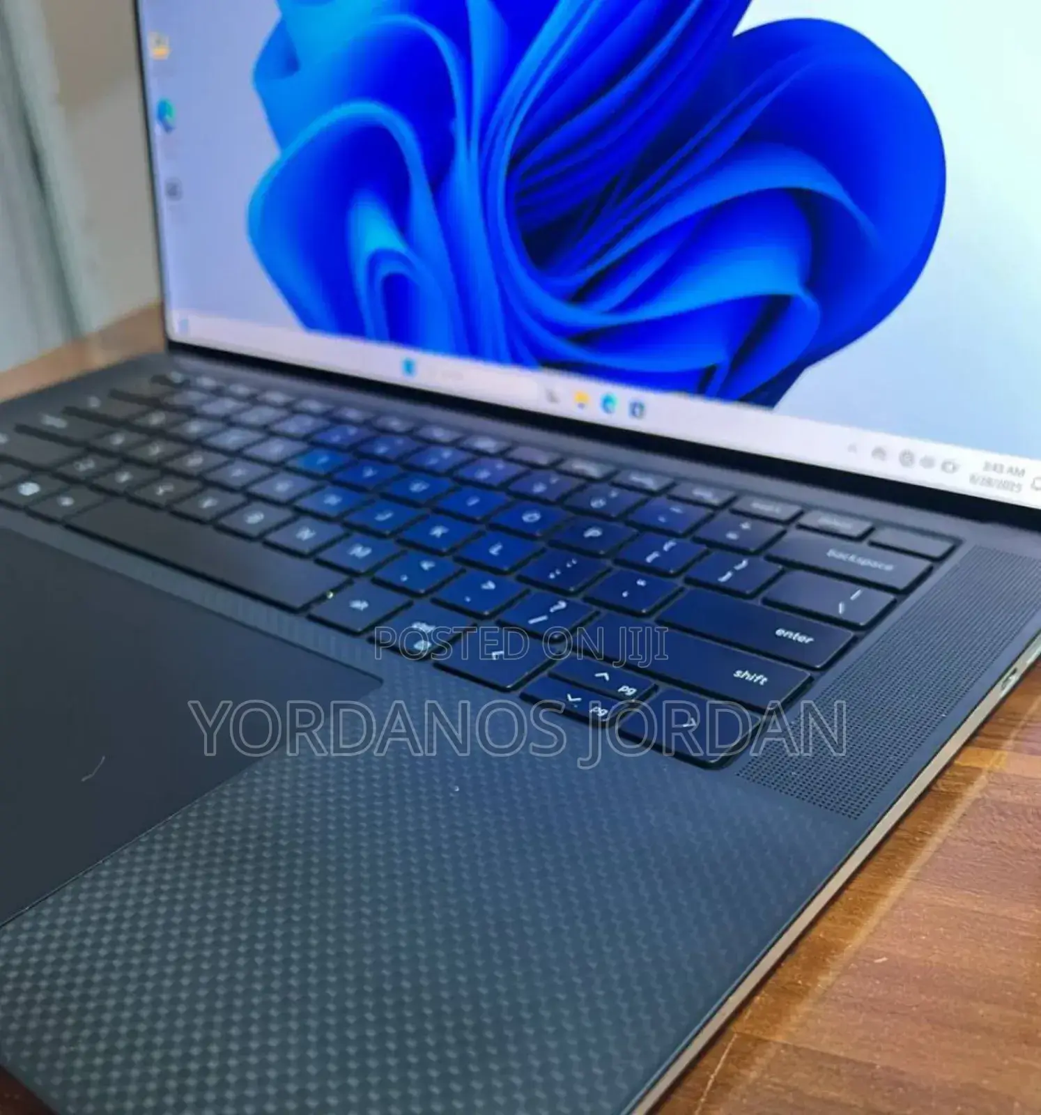 New Laptop Dell XPS 15 32GB Intel Core I7 SSD 512GB