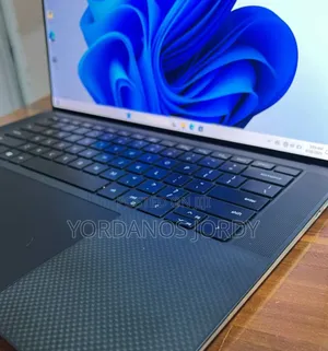 New Laptop Dell XPS 15 32GB Intel Core I7 SSD 512GB