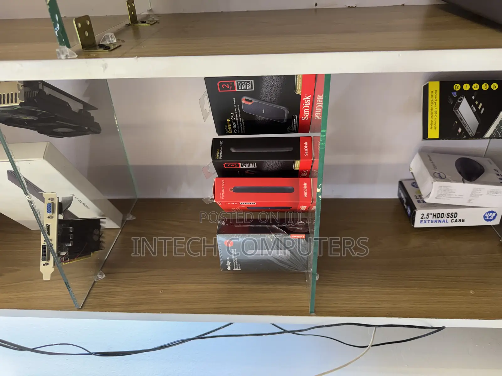 San Disk Extreme External 2tb SSD