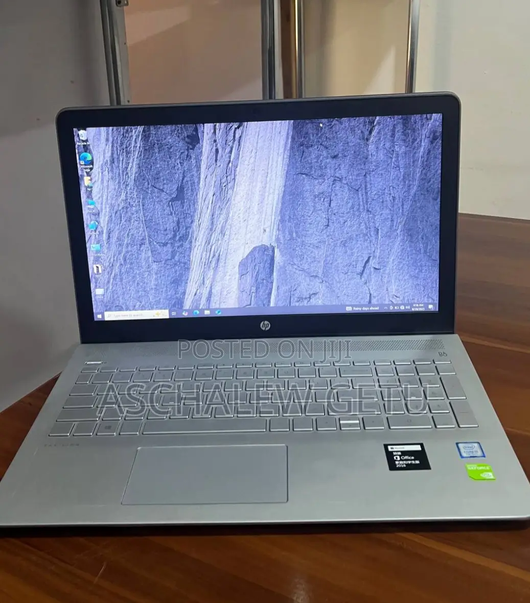 New Laptop HP Pavilion 15 8GB Intel Core I5 HDD 500GB