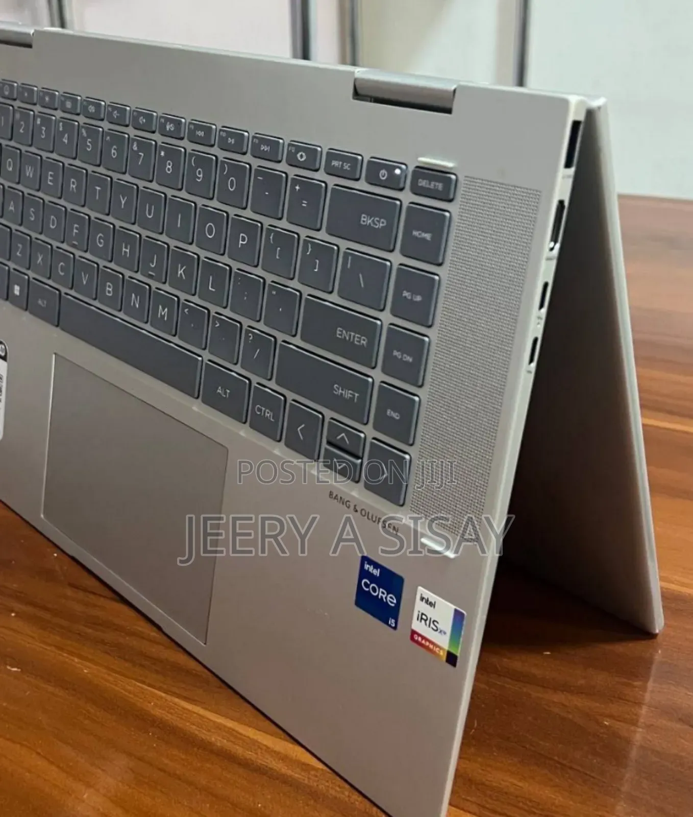 New Laptop HP Envy X360 8GB Intel Core I5 SSD 512GB