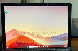 New Laptop Microsoft Surface Pro 7 8GB Intel Core i5 SSD 128GB