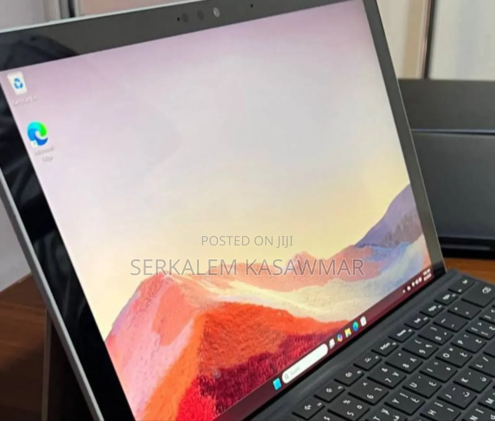 New Laptop Microsoft Surface Pro 7 8GB Intel Core i5 SSD 128GB