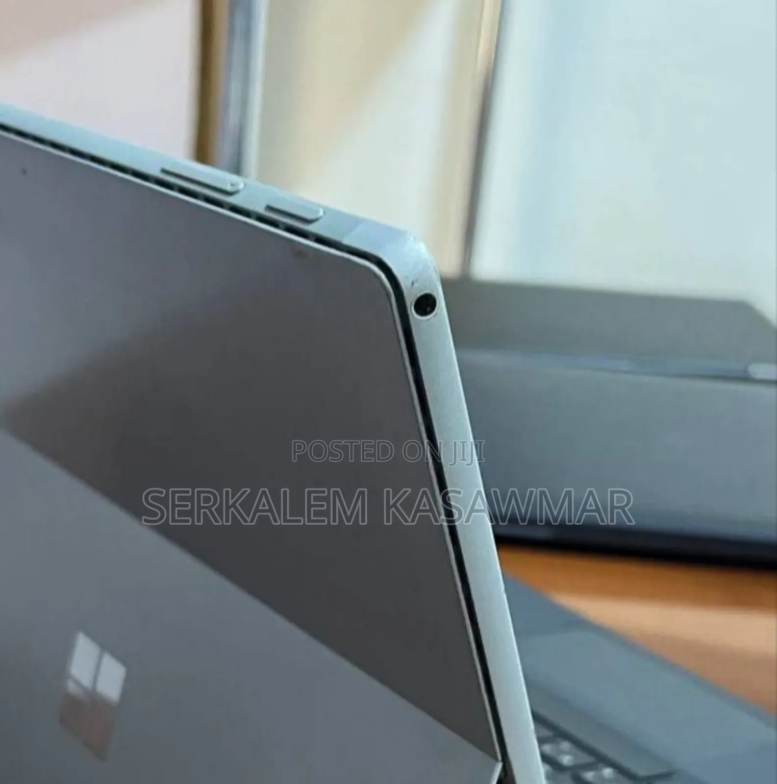 New Laptop Microsoft Surface Pro 7 8GB Intel Core i5 SSD 128GB