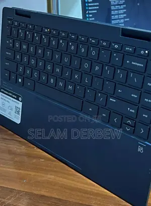 New Laptop HP Pavilion X360 8GB Intel Core I3 SSD 256GB