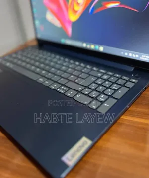 New Laptop Lenovo IdeaTab N585 8GB Intel Core I3 SSD 256GB