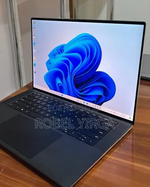 New Laptop Dell XPS 15 32GB Intel Core I7 SSD 512GB