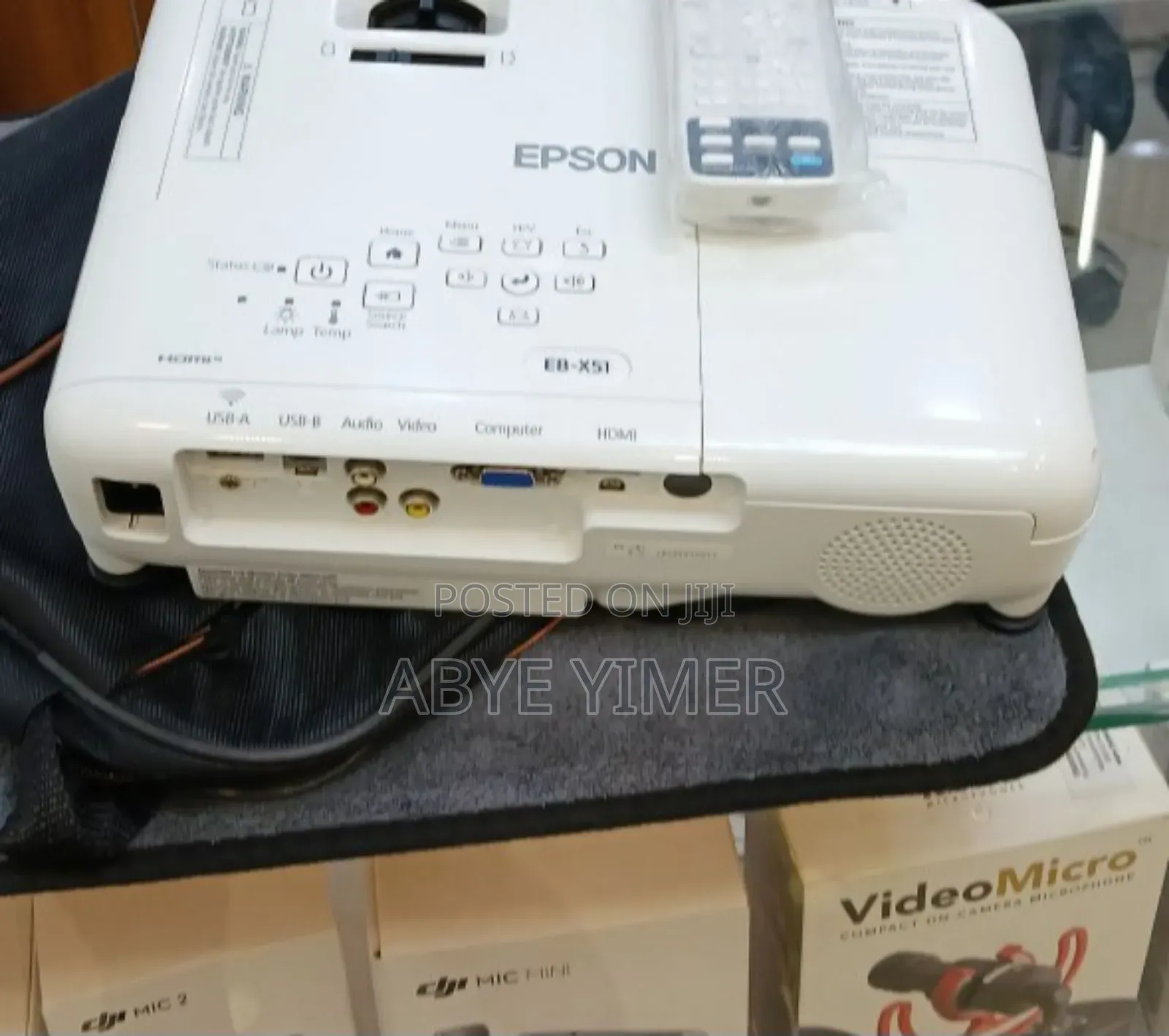 1epson Projector Model: Eb-X51 Has: Bag Remote Model
