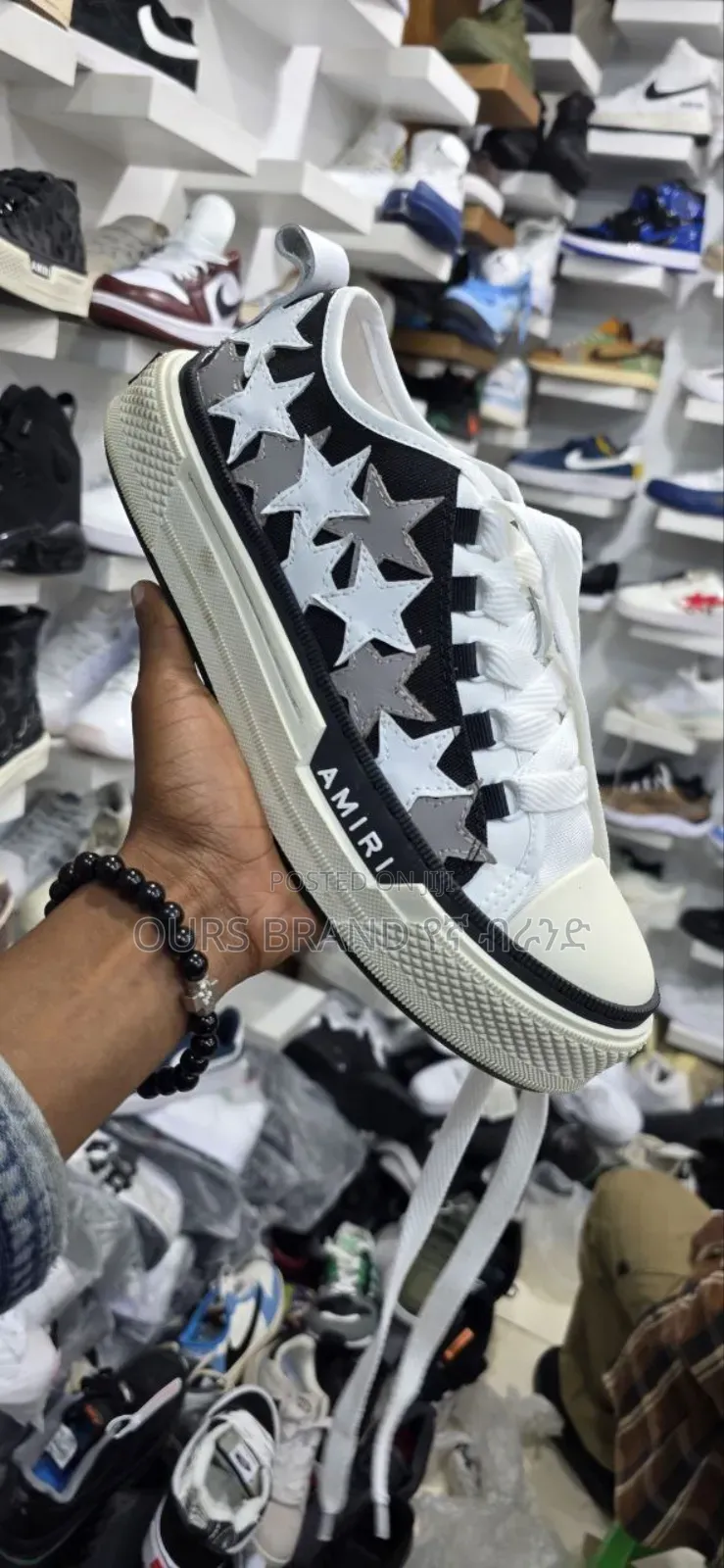Amiri Low Cut Sneakers Shies