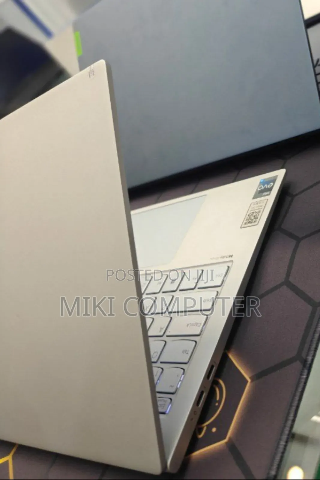 New Laptop Lenovo 16GB Intel Core i9 SSD 512GB