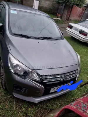 Photo - Mitsubishi Attrage 2021 Gray