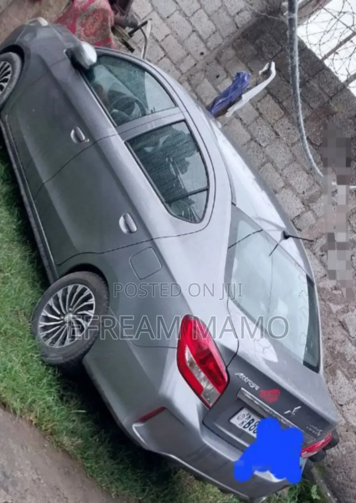 Mitsubishi Attrage 2021 Gray