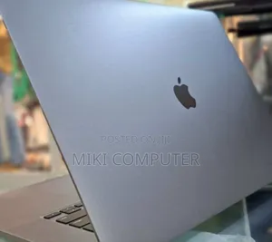 New Laptop Apple MacBook Pro 2019 32GB Intel Core I9 SSD 512GB