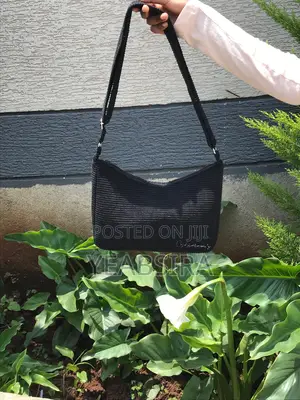 Photo - Cross Body Bag