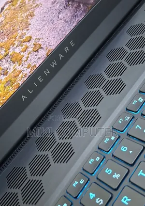 New Laptop Alienware M15 R3 16GB Intel Core I9 SSD 1T
