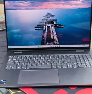 New Laptop Lenovo Yoga 7i 16GB Intel Core I7 SSD 1T