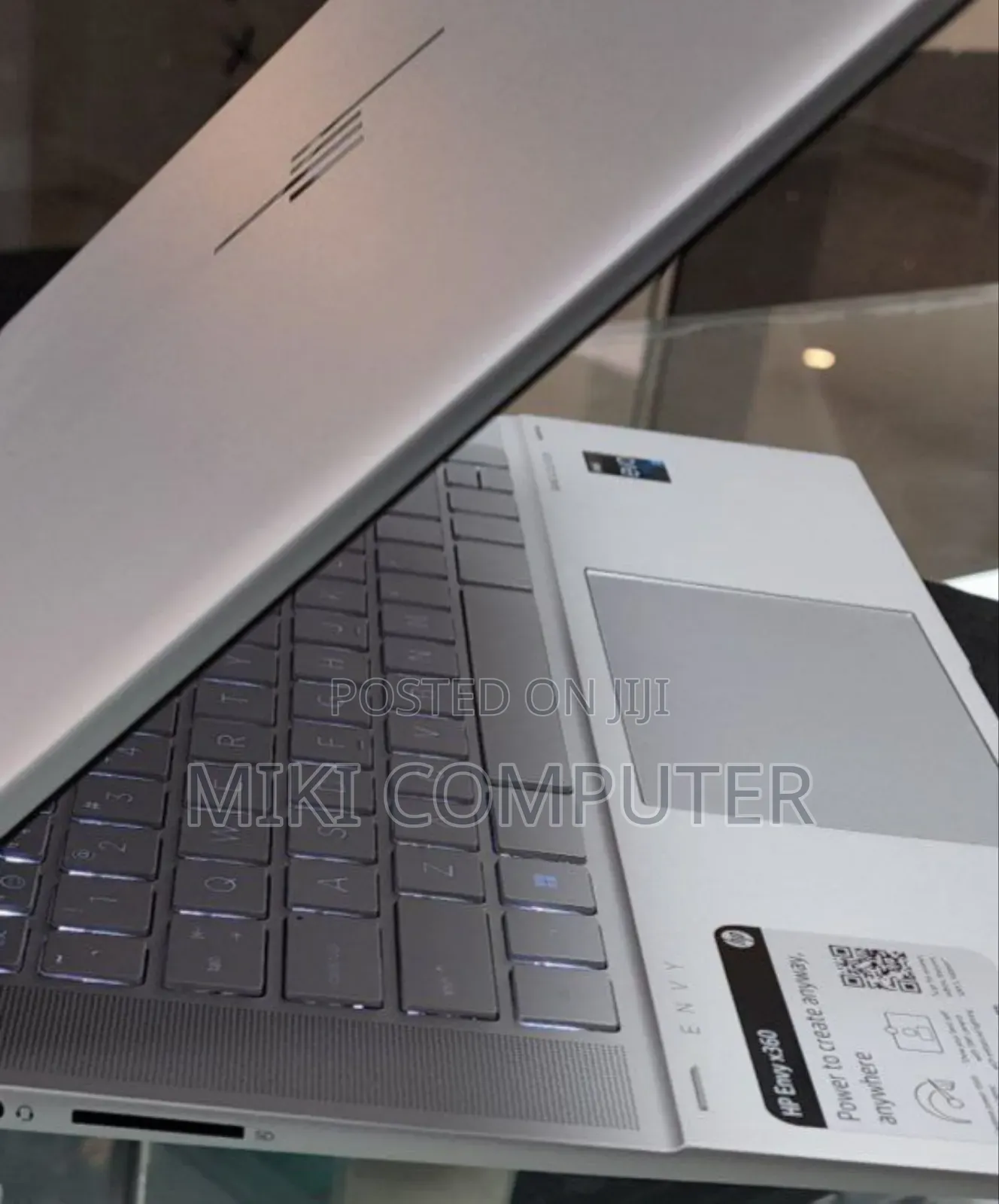 New Laptop HP Envy X360 8GB Intel Core I5 SSD 512GB