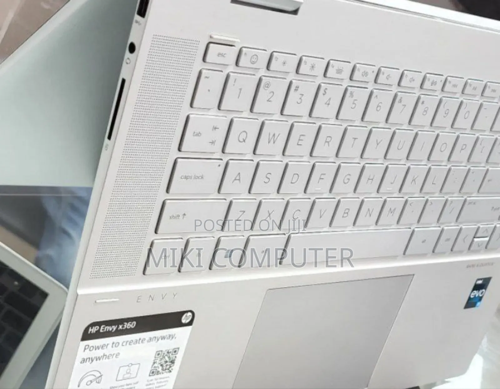 New Laptop HP Envy X360 8GB Intel Core I5 SSD 512GB