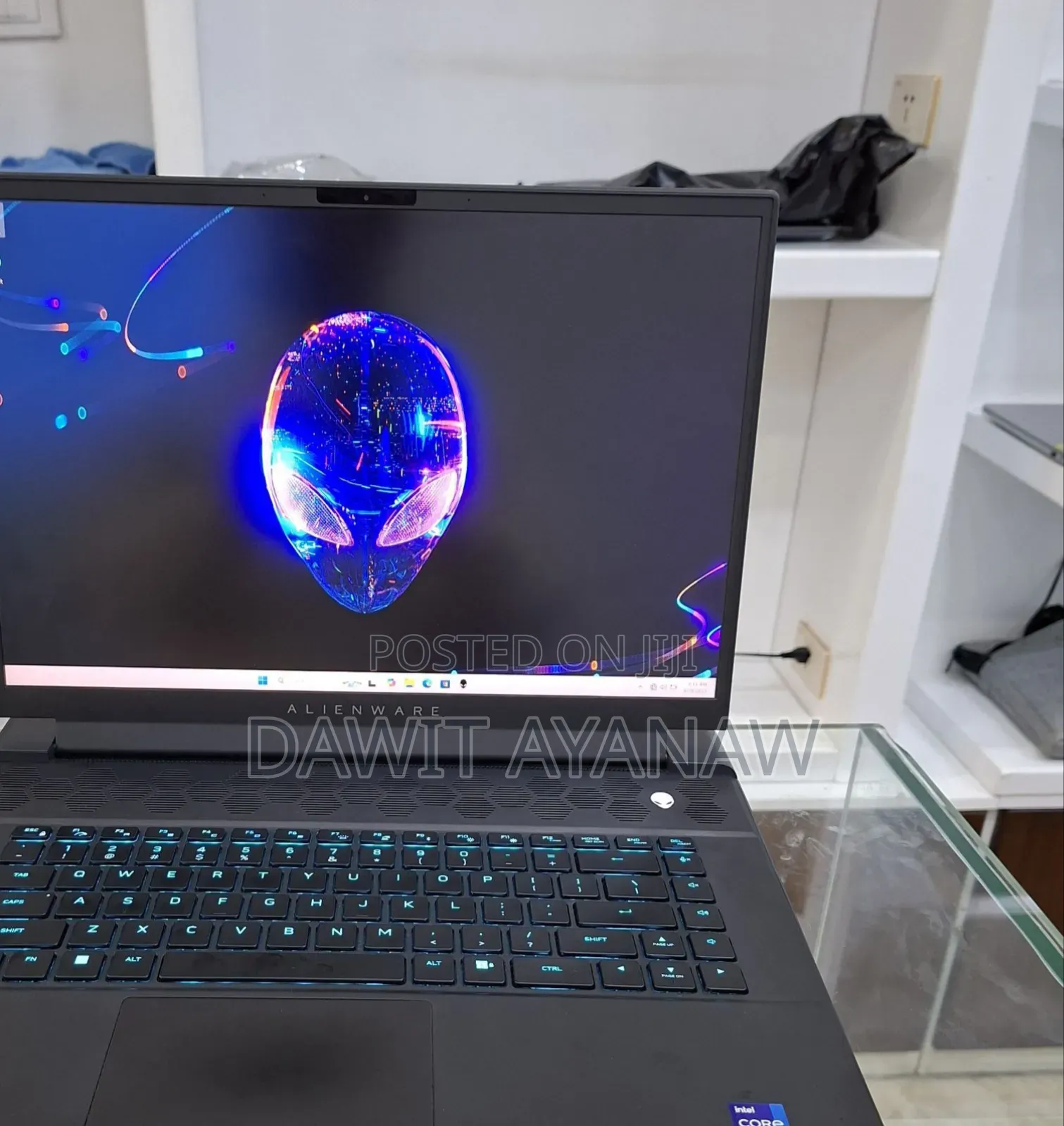 New Laptop Dell Alienware M16 R1 16GB Intel Core I9 SSD 1T