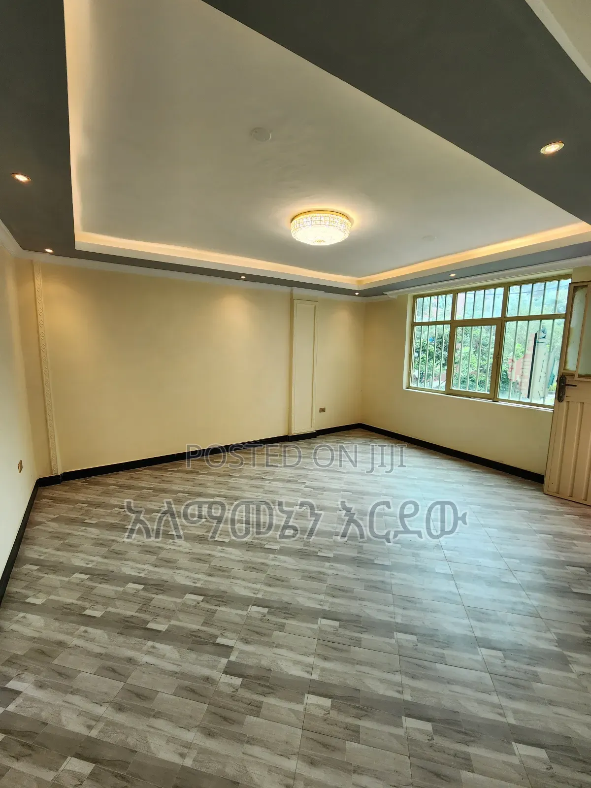 Furnished 3bdrm Condo in ሰሚት ኮንዶሚንየም, Bole for sale