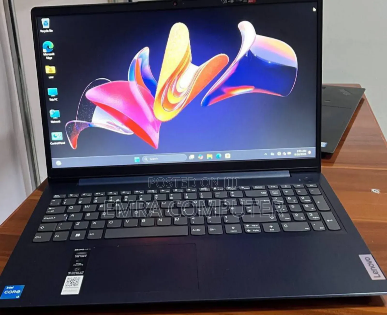 New Laptop Lenovo Ideapad 3 8GB Intel Core I3 SSD 256GB