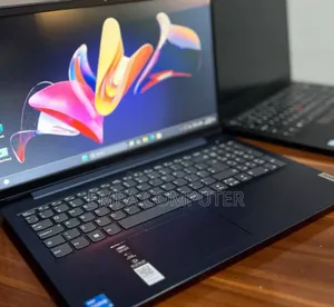 New Laptop Lenovo Ideapad 3 8GB Intel Core I3 SSD 256GB