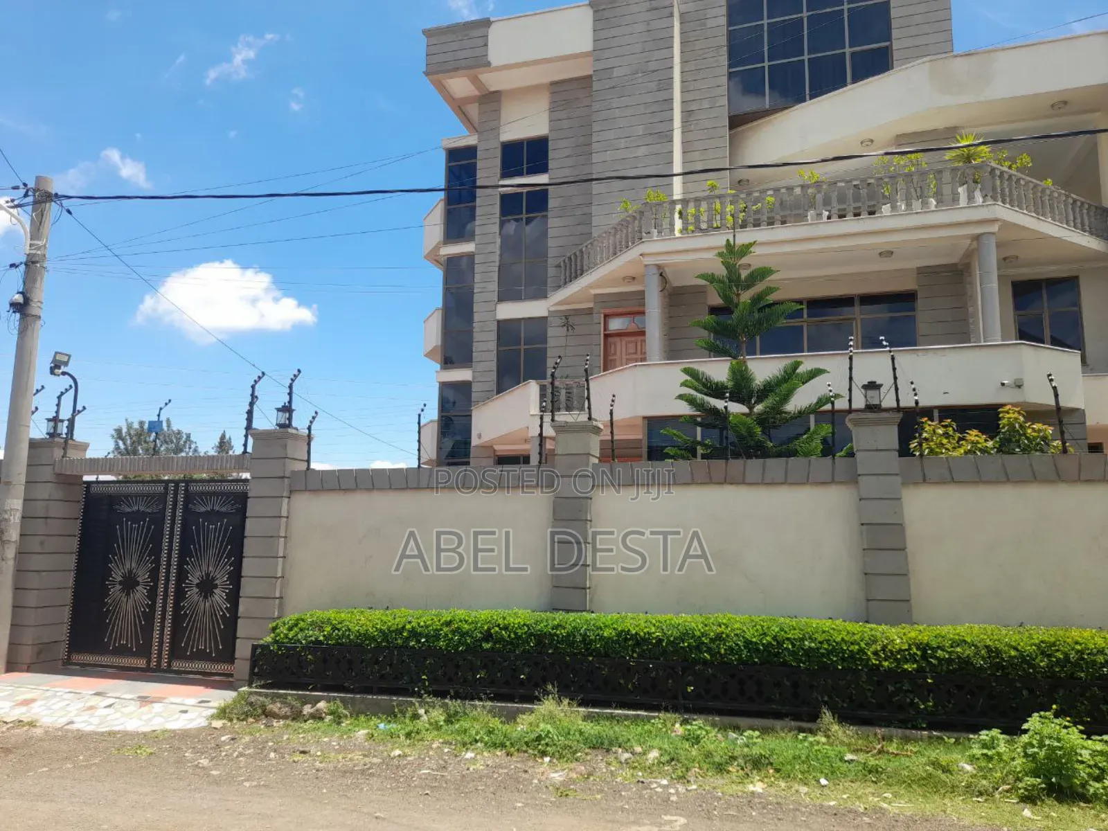 Furnished 6bdrm Mansion in Gendehara, Adama for sale