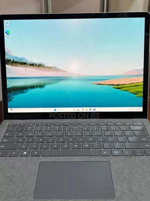 New Laptop Microsoft Surface 16GB Intel Core I7 SSD 512GB