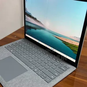 New Laptop Microsoft Surface 16GB Intel Core I7 SSD 512GB